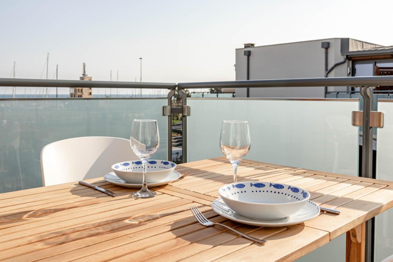 H11 Luxury 12B Porto - Piscina - Jacuzzi Apartment Santo Stefano al Mare Bagian luar foto